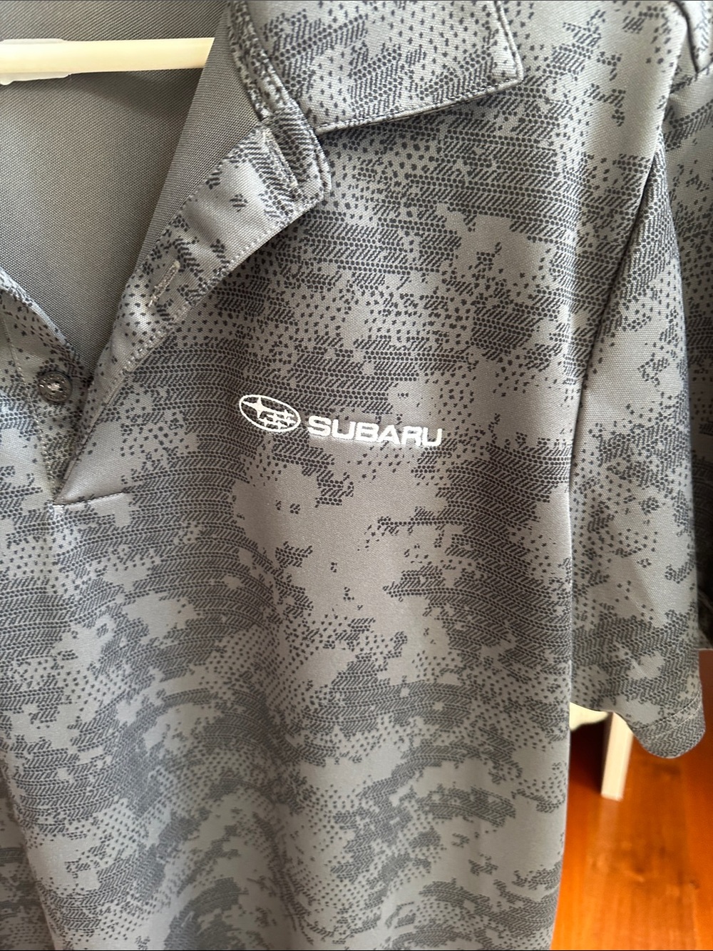 Men's Subaru Logo Gray Digi-Camo Polo Shirt Medium - Picture 4 of 8
